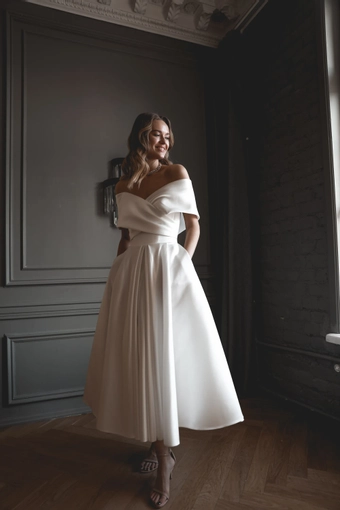 Olivia Bottega Cameron Midi #1 frontface vertical thumbnail