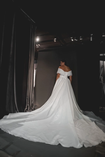 Olivia Bottega Cardi #13 backface vertical thumbnail