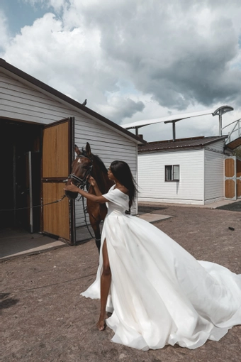 Olivia Bottega Cardi #12 backface vertical thumbnail