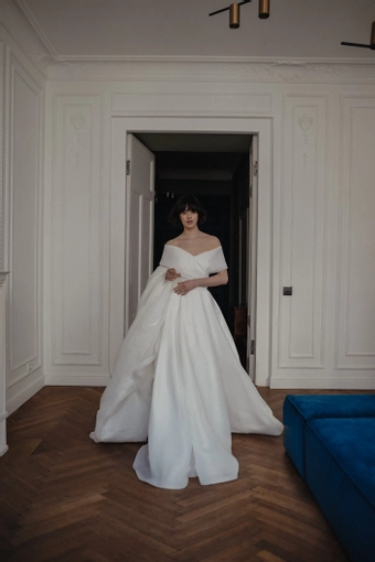 Olivia Bottega Cardi #2 frontface vertical thumbnail