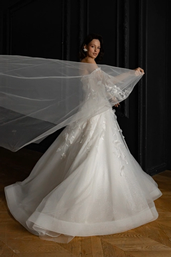 Olivia Bottega Chyanne #5 vertical thumbnail