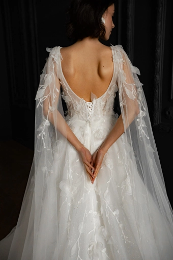 Olivia Bottega Chyanne #17 backface vertical cropped thumbnail