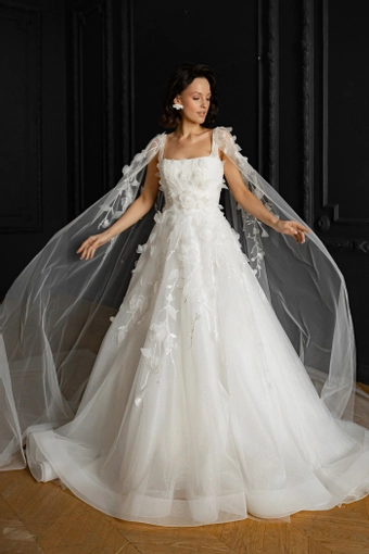 Olivia Bottega Chyanne #2 frontface vertical thumbnail