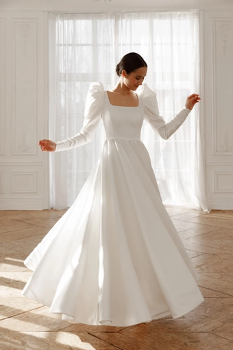 Olivia Bottega Donoma #2 frontface vertical thumbnail