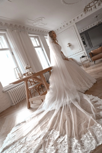 Olivia Bottega Elizabett Deco #14 backface vertical thumbnail