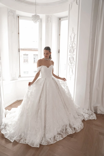 Olivia Bottega Elmi #4 frontface vertical thumbnail