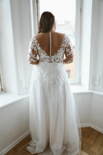 Olivia Bottega Enn Long Sleeves #5 default backface vertical thumbnail