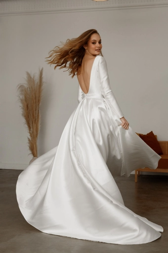 Olivia Bottega Ester Long Sleeves #8 default backface vertical thumbnail