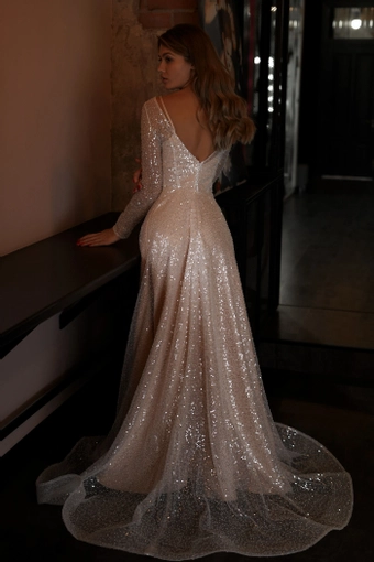 Olivia Bottega Feilin #5 default backface vertical thumbnail