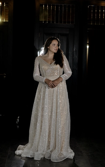 Olivia Bottega Feilin #2 frontface vertical thumbnail