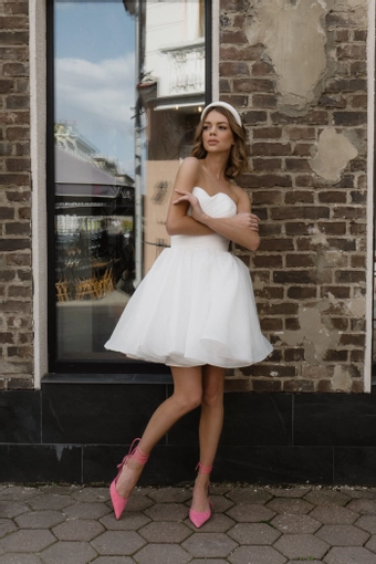 Olivia Bottega Fountana #0 default frontface vertical thumbnail