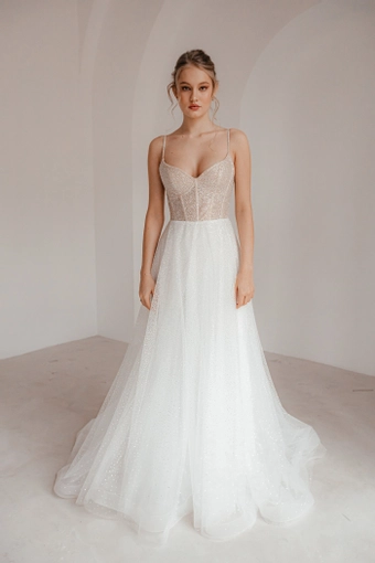 Olivia Bottega Freya #3 frontface vertical thumbnail