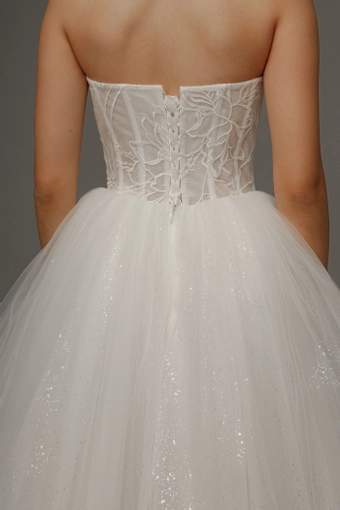 Olivia Bottega Helena #19 backface vertical cropped thumbnail