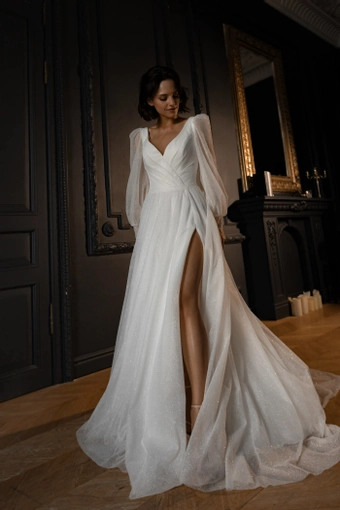 Olivia Bottega Inger #1 frontface vertical thumbnail