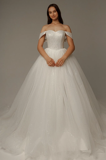 Olivia Bottega Jane #3 frontface vertical thumbnail