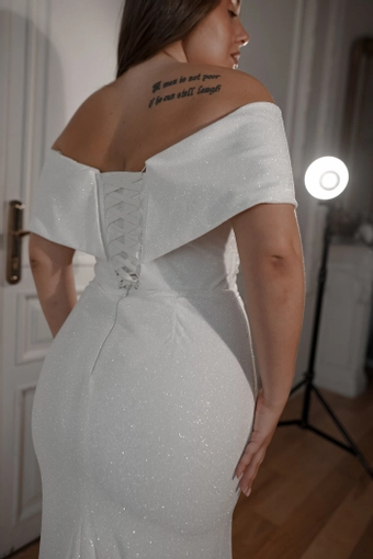 Olivia Bottega Jolie #14 backface vertical cropped thumbnail