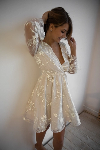 Olivia Bottega Kay #4 frontface vertical thumbnail