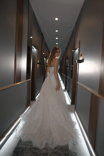 Olivia Bottega Kerstin #7 default backface vertical thumbnail