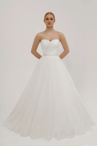 Olivia Bottega Kerstin #1 frontface vertical thumbnail