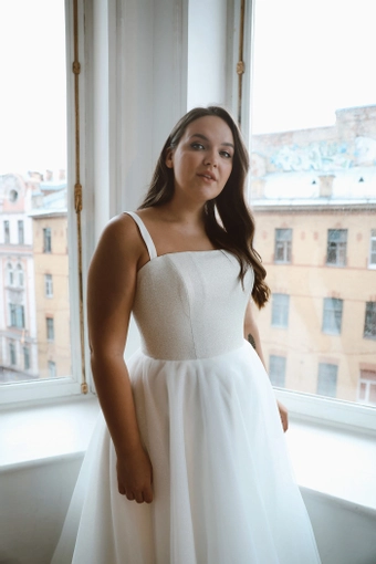 Olivia Bottega Klouzi Spaghetti Straps #11 frontface vertical cropped thumbnail