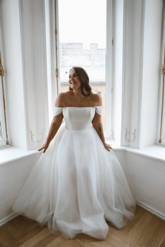 Olivia Bottega Klouzi Wide Straps #4 frontface vertical thumbnail