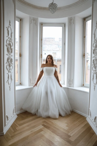 Olivia Bottega Klouzi Wide Straps #2 frontface vertical thumbnail