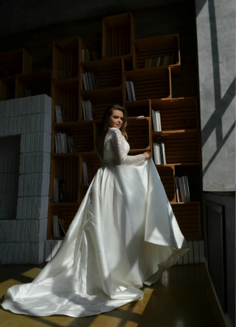 Olivia Bottega Koussindy #4 vertical thumbnail