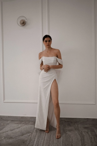 Olivia Bottega Lovisa #5 frontface vertical thumbnail