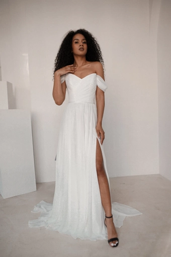 Olivia Bottega Marit #5 frontface vertical thumbnail