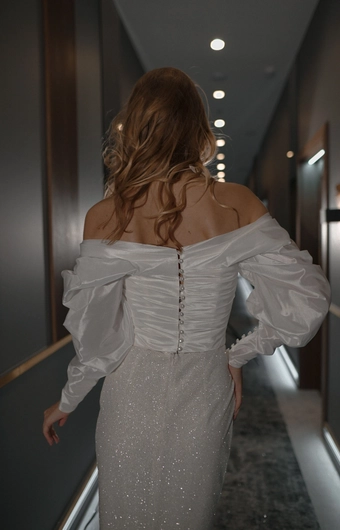 Olivia Bottega Marthe #15 backface vertical cropped thumbnail