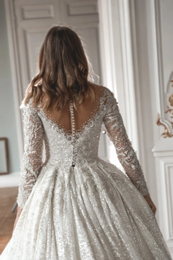 Olivia Bottega Meryem #24 backface vertical cropped thumbnail