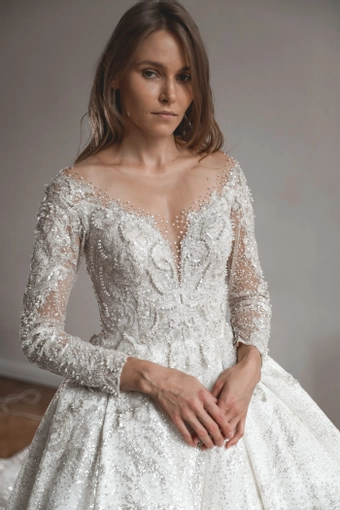 Olivia Bottega Meryem #18 frontface vertical cropped thumbnail