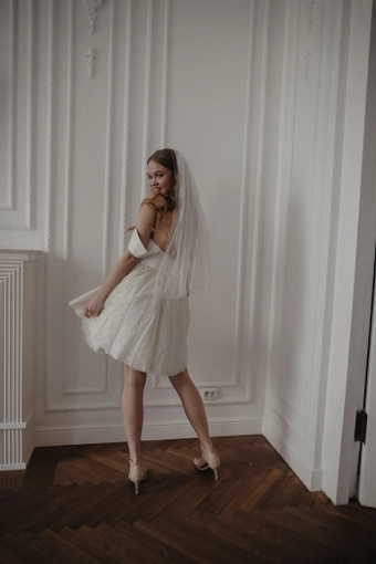 Olivia Bottega Milana #15 backface vertical thumbnail