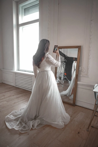 Olivia Bottega Miranda #16 backface vertical thumbnail