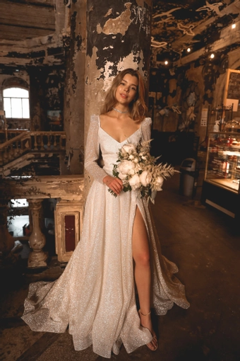 Olivia Bottega Miranda #1 frontface vertical thumbnail