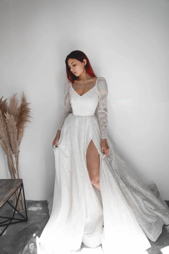 Olivia Bottega Miranda #9 frontface vertical thumbnail