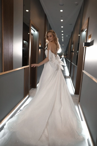 Olivia Bottega Mirrorball #18 backface vertical cropped thumbnail