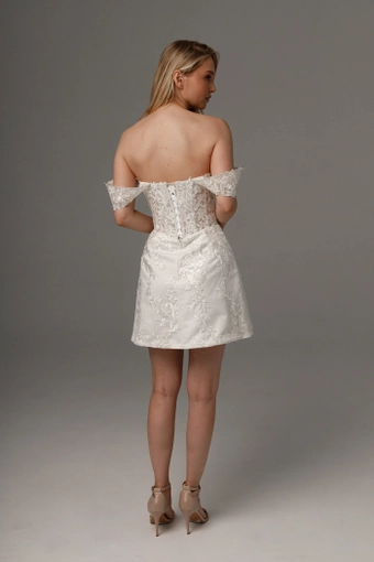 Mitsis Olivia Bottega #6 backface vertical thumbnail