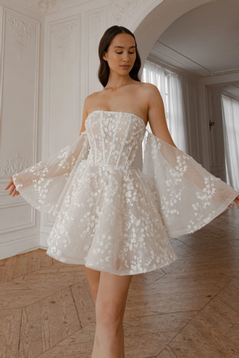 Olivia Bottega Moonlit Siren #3 frontface vertical thumbnail