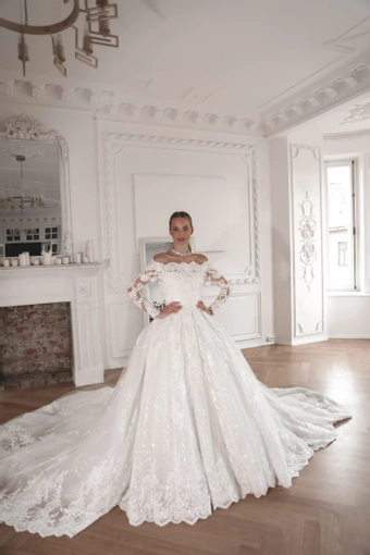 Olivia Bottega Nuria #0 default frontface vertical thumbnail