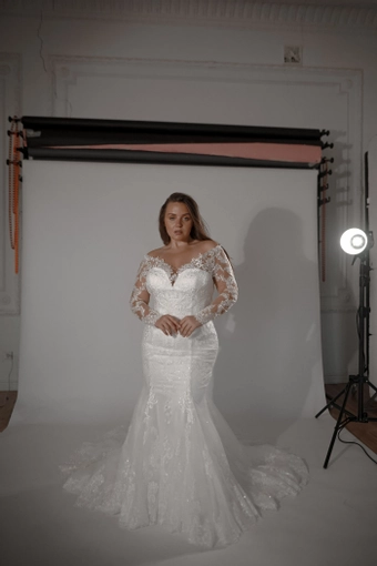 Olivia Bottega OB7962 #3 frontface vertical thumbnail