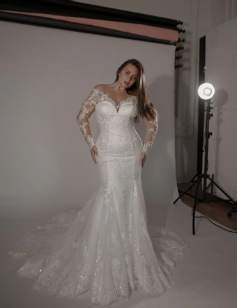 Olivia Bottega OB7962 #5 frontface vertical thumbnail