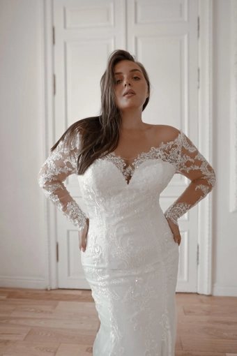 Olivia Bottega OB7962 #12 frontface vertical cropped thumbnail