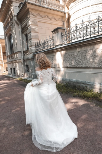 Olivia Bottega Olies #11 backface vertical thumbnail