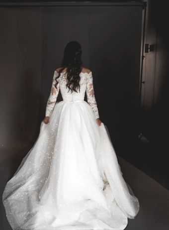 Olivia Bottega Olies #17 backface vertical thumbnail