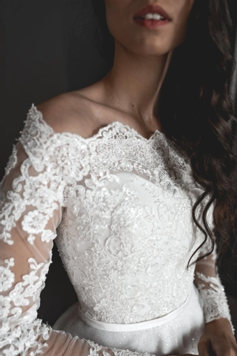 Olivia Bottega Olies #19 frontface vertical cropped thumbnail