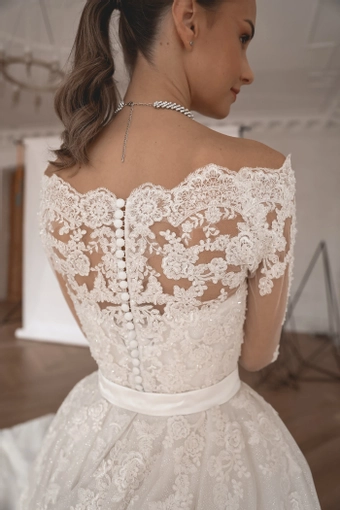 Olivia Bottega Ornella 2 in 1 #30 backface vertical cropped thumbnail