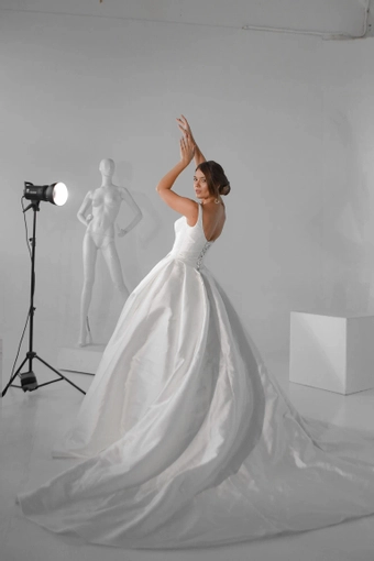 Olivia Bottega Priscilla #23 backface vertical thumbnail