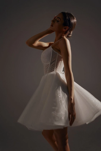 Olivia Bottega Rakel #24 vertical cropped thumbnail