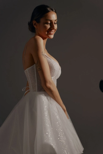 Olivia Bottega Rakel #25 vertical cropped thumbnail